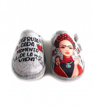 Flores rojas brillantes: un toque de alegría